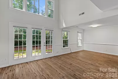 4818 Whistling Oak Court, Charlotte, NC 28269 - Photo 6