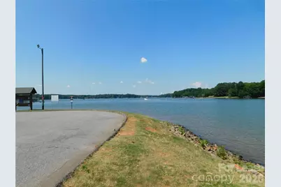 235 Harbor Landing Drive, Mooresville, NC 28117 - Photo 24