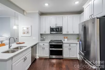 511 Queens Road #2-205, Charlotte, NC 28207 - Photo 2