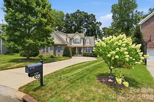 8330 Bourgess Ct, Fort Mill, SC 29707 - Photo 2