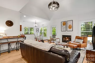 28 Greenbriar Road, Black Mountain, NC 28711 - Photo 8