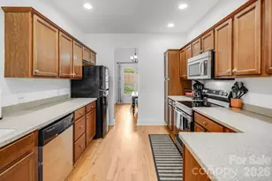 28 Greenbriar Rd, Black Mountain, NC 28711 - Photo 12