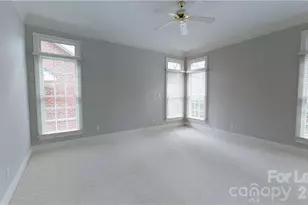 1105 Randolph Oaks Ct, Charlotte, NC 28211 - Photo 18