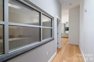 333 W Trade Street W, Charlotte, NC 28202 - Photo 12