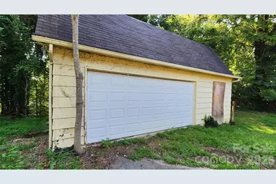 906 Trogdon Street, North Wilkesboro, NC 28659 - Photo 22