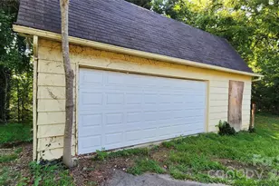 906 Trogdon St, North Wilkesboro, NC 28659 - Photo 22