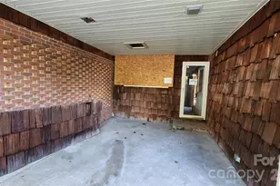 906 Trogdon St, North Wilkesboro, NC 28659 - Photo 18