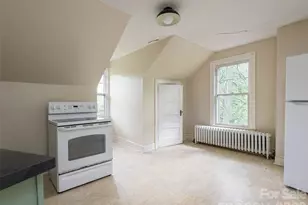 174 Pearson Dr, Asheville, NC 28801 - Photo 24