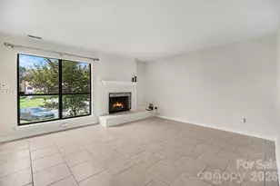 11009 Carmel Crossing Rd, Charlotte, NC 28226 - Photo 4