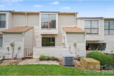 11009 Carmel Crossing Road, Charlotte, NC 28226 - Photo 24