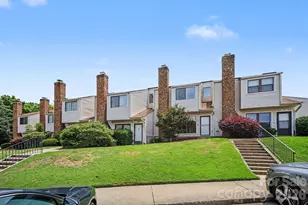 11009 Carmel Crossing Rd, Charlotte, NC 28226 - Photo 2