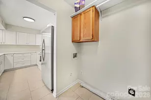 11009 Carmel Crossing Rd, Charlotte, NC 28226 - Photo 12