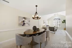 7424 Hurstbourne Green Dr, Charlotte, NC 28277 - Photo 18