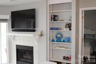 17919 Kings Point Dr, Cornelius, NC 28031 - Photo 10