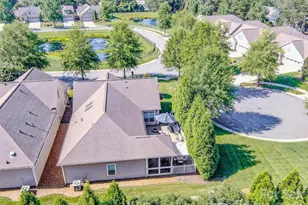 147 Brawley Point Cir, Mooresville, NC 28117 - Photo 4