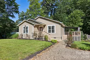 932 Monte Vista Rd, Candler, NC 28715 - Photo 4