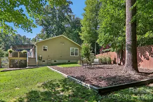 932 Monte Vista Rd, Candler, NC 28715 - Photo 26