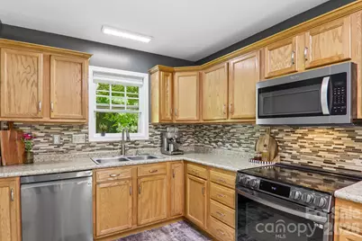 932 Monte Vista Road, Candler, NC 28715 - Photo 16