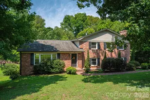 304 Windsor Dr, Shelby, NC 28150 - Photo 1