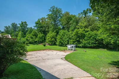 304 Windsor Drive, Shelby, NC 28150 - Photo 38