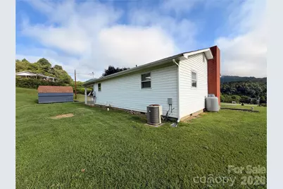 175 Hampshire Drive, Waynesville, NC 28786 - Photo 20