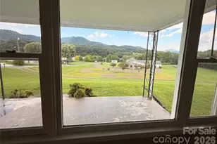 175 Hampshire Dr, Waynesville, NC 28786 - Photo 8