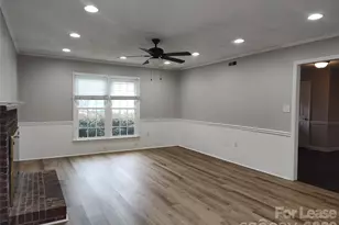 7413 Doves Nest Cir, Charlotte, NC 28226 - Photo 10