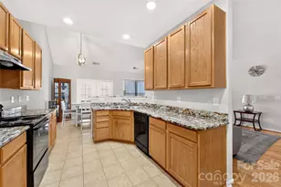 9907 Portaferry Dr, Charlotte, NC 28213 - Photo 18