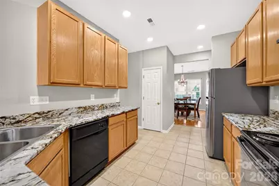 9907 Porta Ferry Drive, Charlotte, NC 28213 - Photo 14