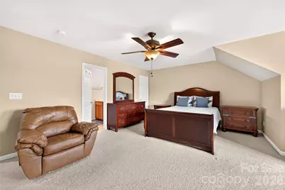 9907 Porta Ferry Drive, Charlotte, NC 28213 - Photo 32