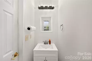 9907 Portaferry Dr, Charlotte, NC 28213 - Photo 6
