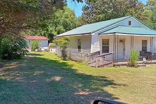 303 Lily St, Shelby, NC 28152 - Photo 2