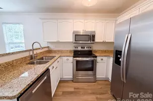 946 Olde Towne Way, Rock Hill, SC 29732 - Photo 2