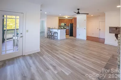 9 Kenilworth Knoll #207, Asheville, NC 28805 - Photo 12