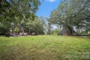 8205 Tradd Ct, Charlotte, NC 28210 - Photo 32