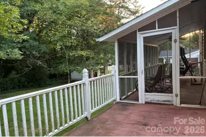 1404 23rd Avenue NE, Hickory, NC 28601 - Photo 30