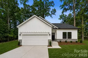 1004 Oak Hill Dr, Monroe, NC 28112 - Photo 1