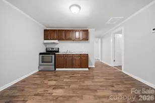 411 Orange St, Shelby, NC 28150 - Photo 10