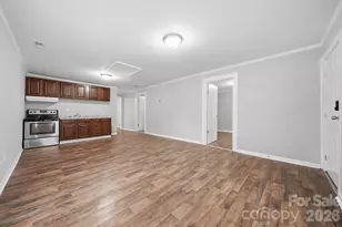 411 Orange St, Shelby, NC 28150 - Photo 6