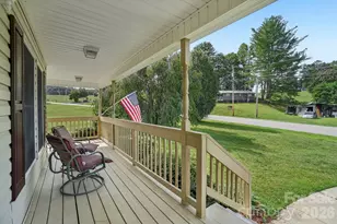 410 Crawford Rd, Waynesville, NC 28786 - Photo 12