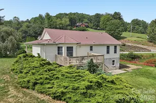 410 Crawford Rd, Waynesville, NC 28786 - Photo 18