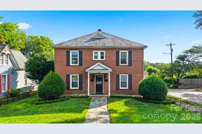 209 S King Street, Morganton, NC 28655 - Photo 1
