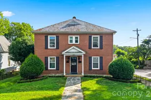 209 S King St, Morganton, NC 28655 - Photo 1