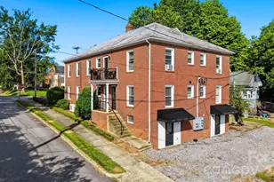 209 S King St, Morganton, NC 28655 - Photo 26