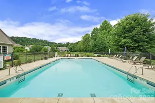 559 Blacksmith Run Dr, Hendersonville, NC 28792 - Photo 32