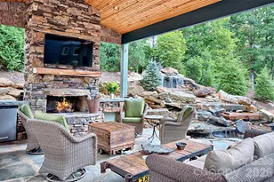 22 Bittersweet Ln, Asheville, NC 28805 - Photo 26