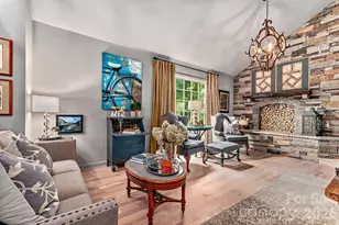 22 Bittersweet Ln, Asheville, NC 28805 - Photo 6