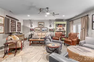 22 Bittersweet Ln, Asheville, NC 28805 - Photo 10