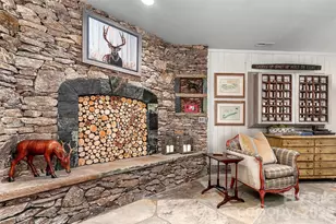 22 Bittersweet Ln, Asheville, NC 28805 - Photo 12