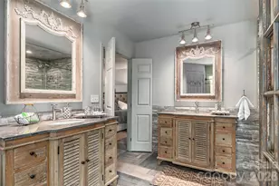 22 Bittersweet Ln, Asheville, NC 28805 - Photo 24